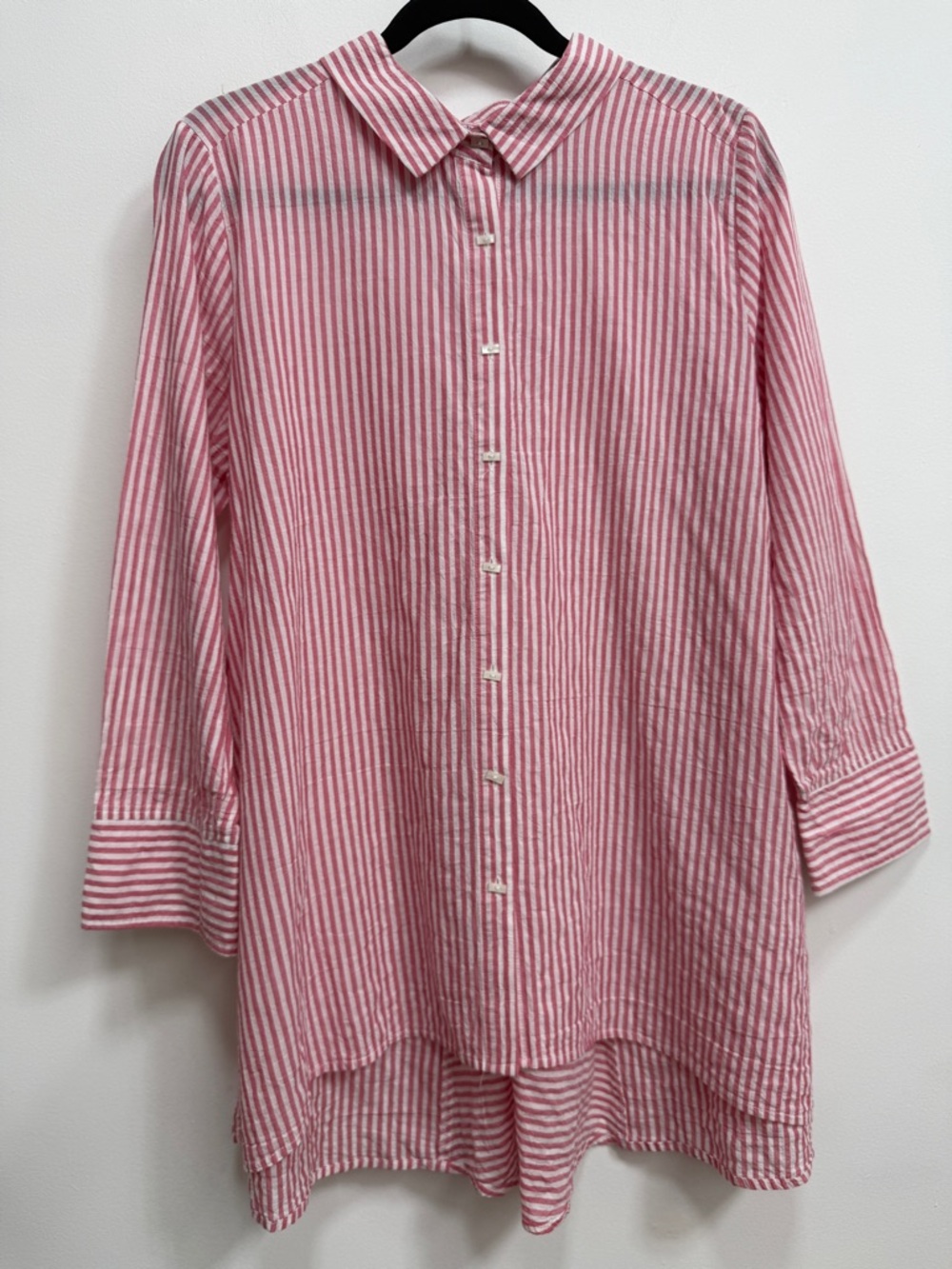 Habitat Pink and White Striped Casual Button-Down Shirt, size small  EUC.